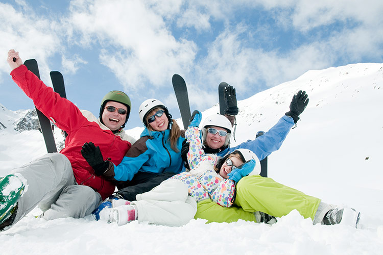 5 planes para esquiar en Aragón con niños