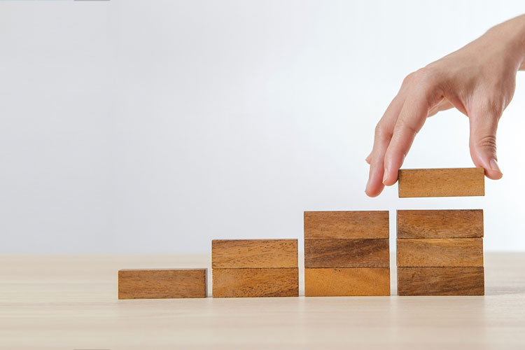 Estrategia de entrada en nuevos mercados Estrategia de entrada en nuevos mercados