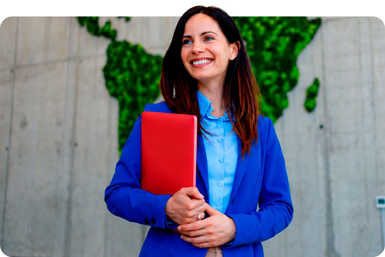 Chica tranquila con su empresa