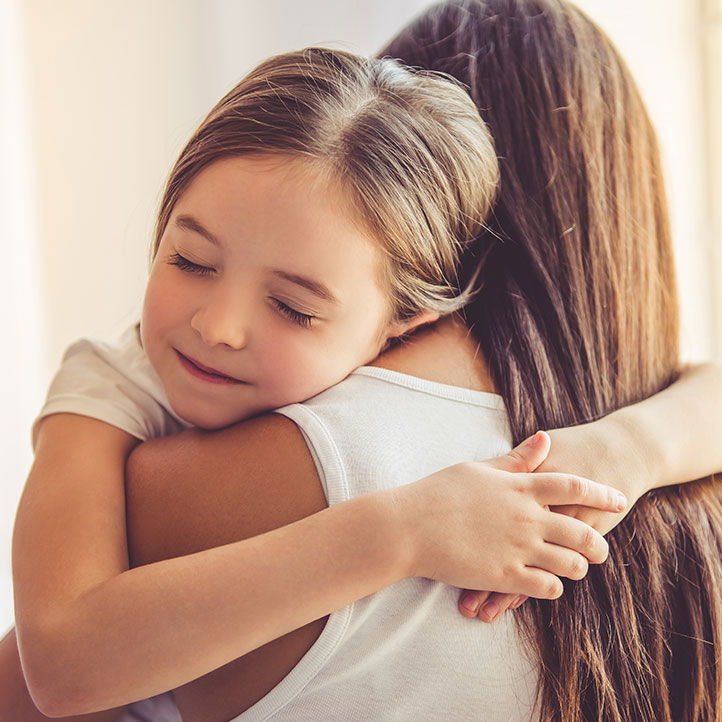 Apoyo social de emergencia para familias en riesgo de exclusión social por cáncer