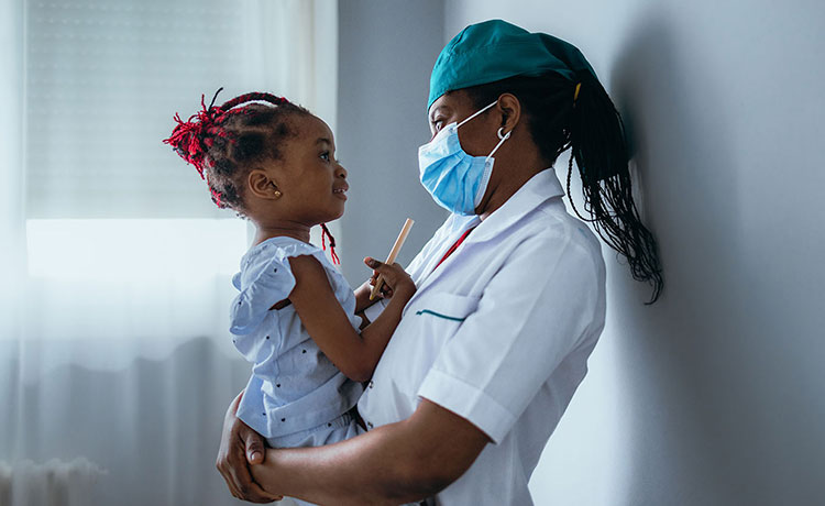 ACirugías Pediátricas en Buque Hospital en Senegal