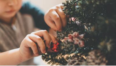 Taller de adornos navideños