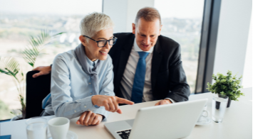 Contra el edadismo: 5 razones por las que contratar a mayores de 50 