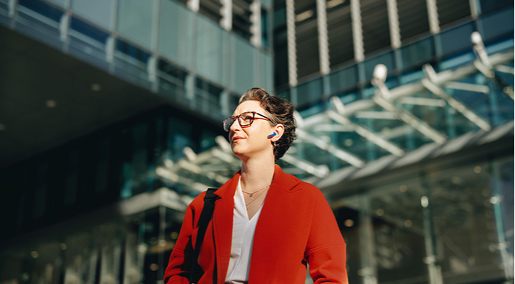 Viajes de trabajo sin preocupaciones: los seguros de tu tarjeta negocios te protegen así