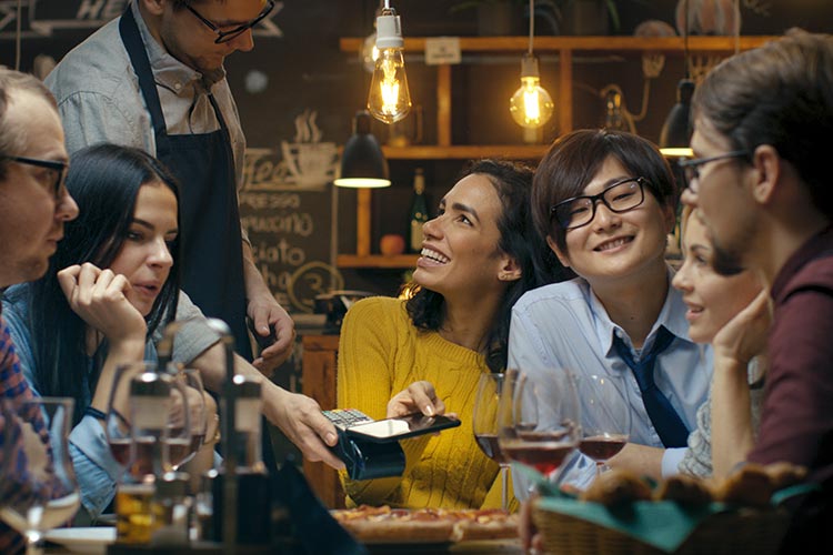 Pagos biométricos en restaurantes