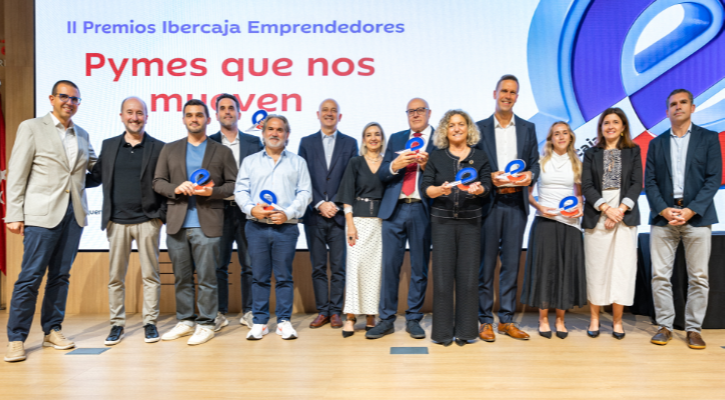 Ganadores de los II Premios Ibercaja Emprendedores Pymes que nos mueven en el escenario