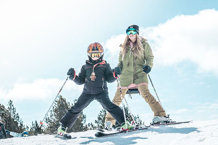 La Navidad: el mejor periodo para esquiar en familia